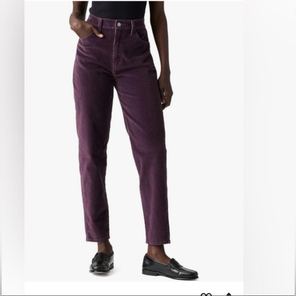 Levi's Corduroy Mom Jean High Waist Pants Burgundy Classic Cottage Size 25 NWT
